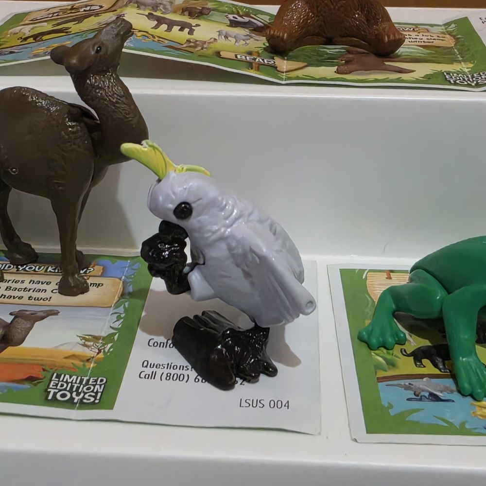 14 Pieces Animals Natoons 2023 Kinder Surprise Complete set VD286C -VT336 - Picture 2 of 10